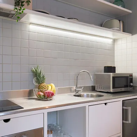 Lovely In The Heart Of By Hostwise *