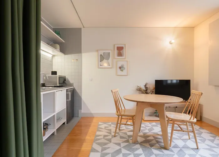 Lovely In The Heart Of By Hostwise Apartament Guimarães