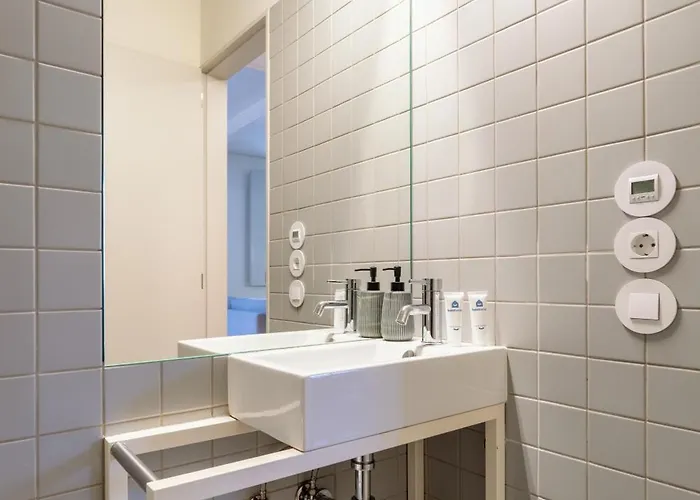 Apartament Lovely In The Heart Of By Hostwise Guimarães