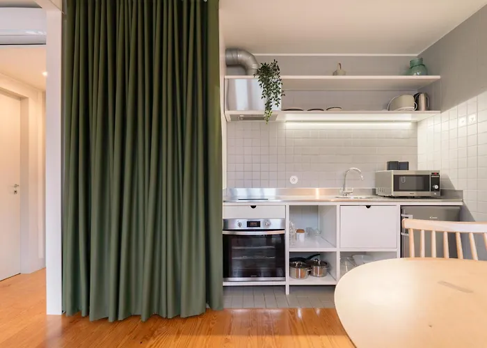 Apartament Lovely In The Heart Of By Hostwise Guimarães
