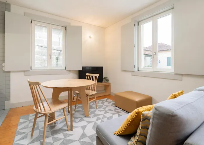 Apartament Lovely In The Heart Of By Hostwise