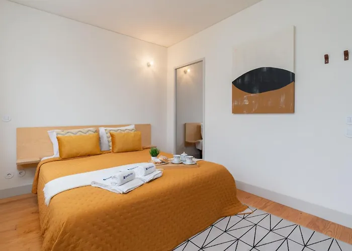 Lovely In The Heart Of By Hostwise Apartament Guimarães