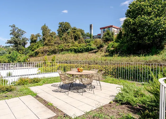 아파트 Lovely In The Heart Of By Hostwise 귀마레스